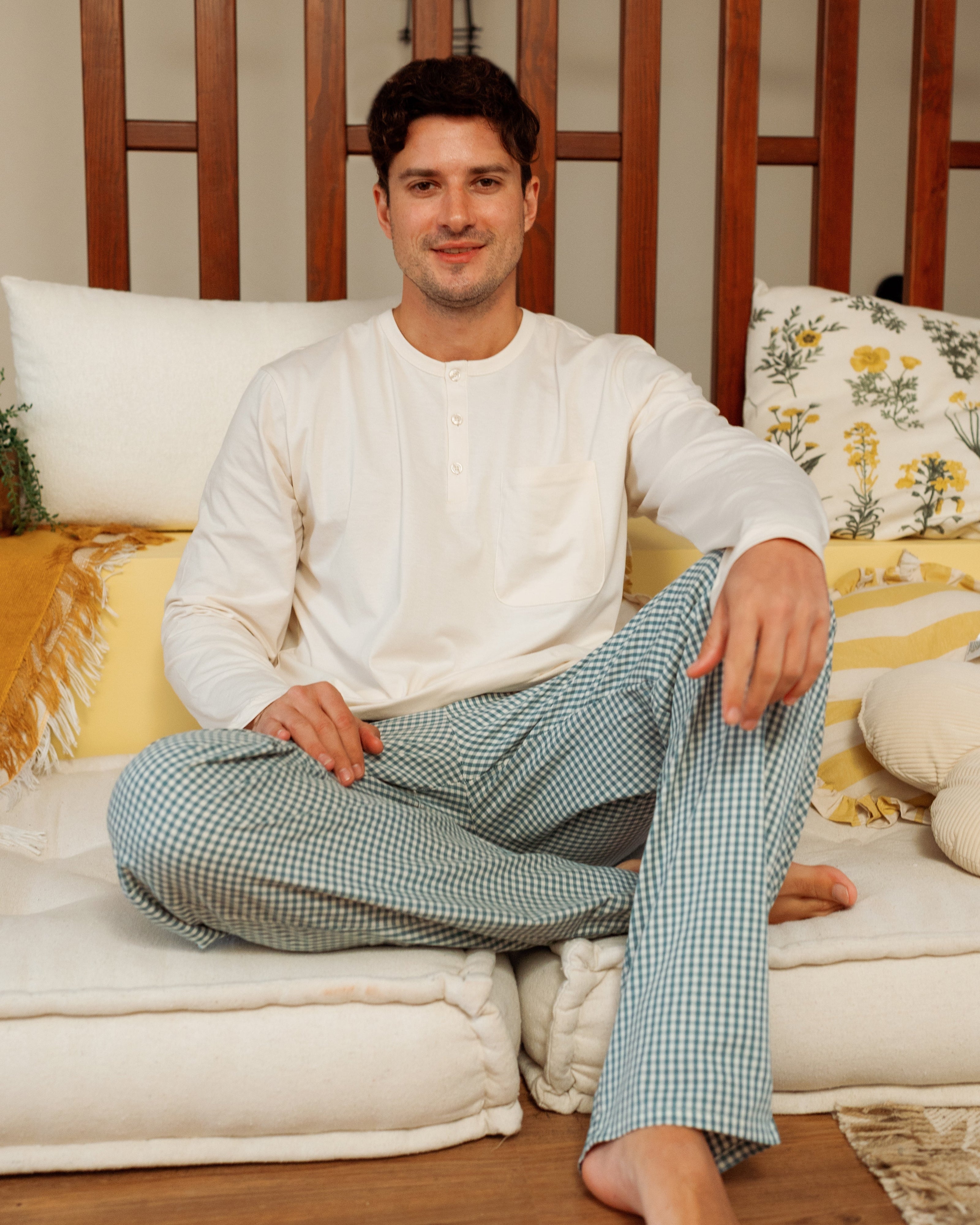 ملابس رجالي