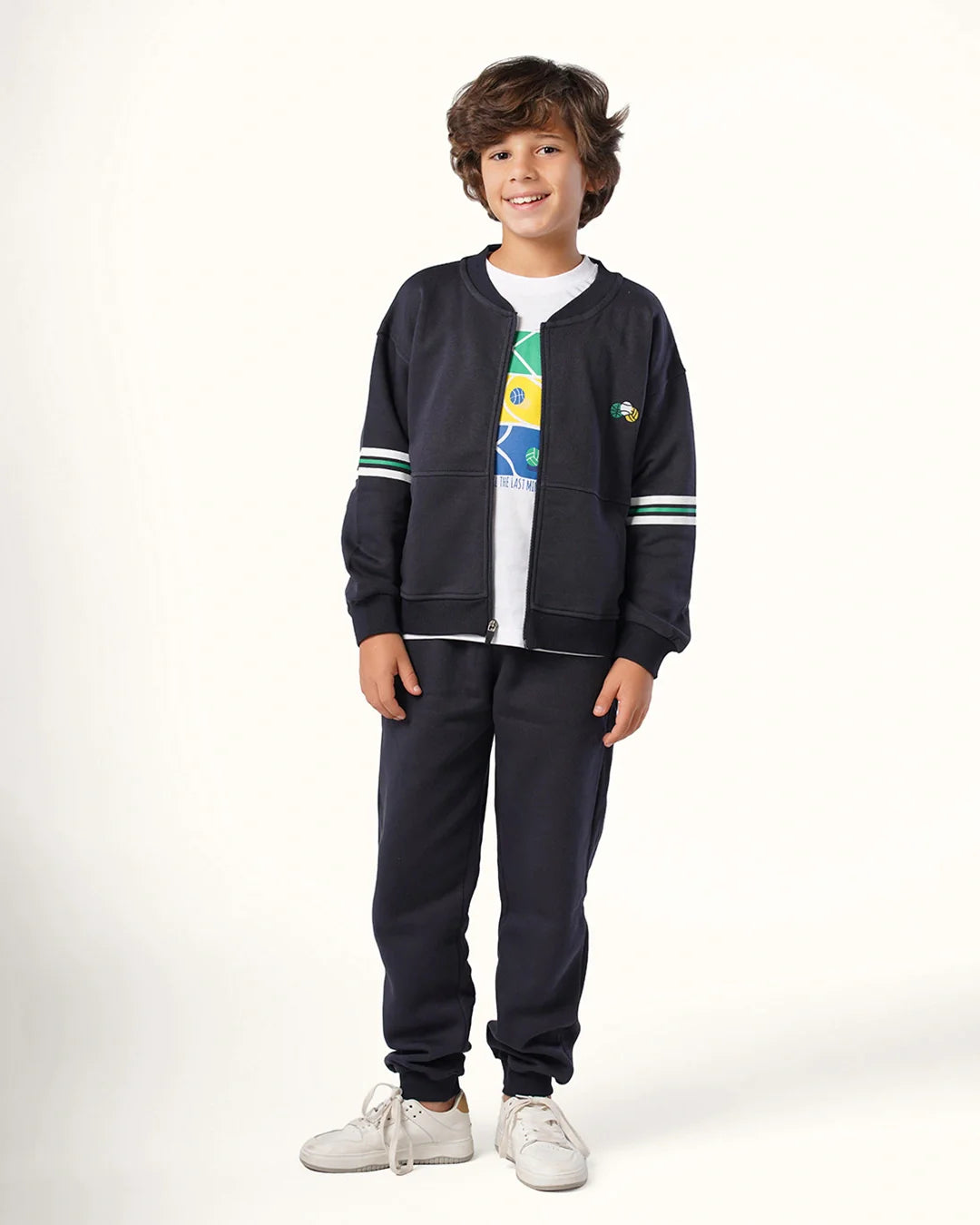 أطقم رياضية أولادي