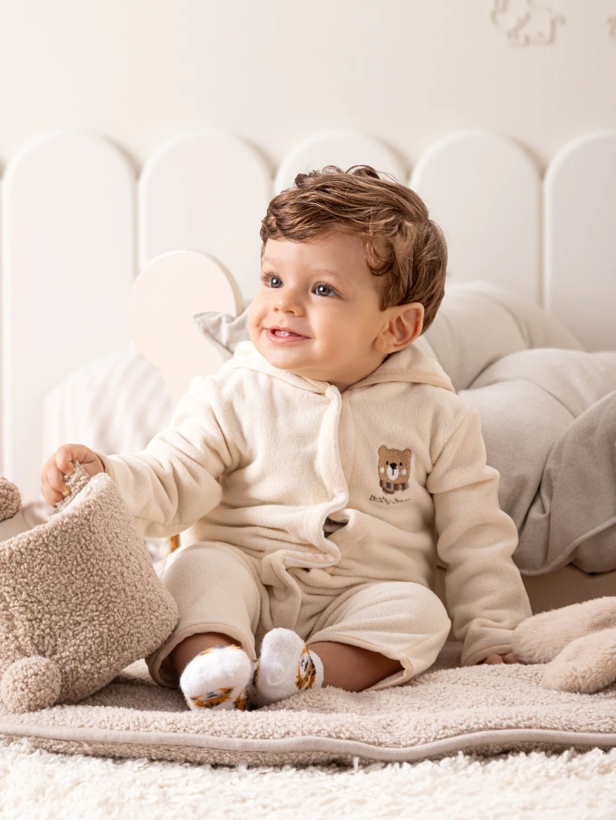 وانزي حديث الولادة