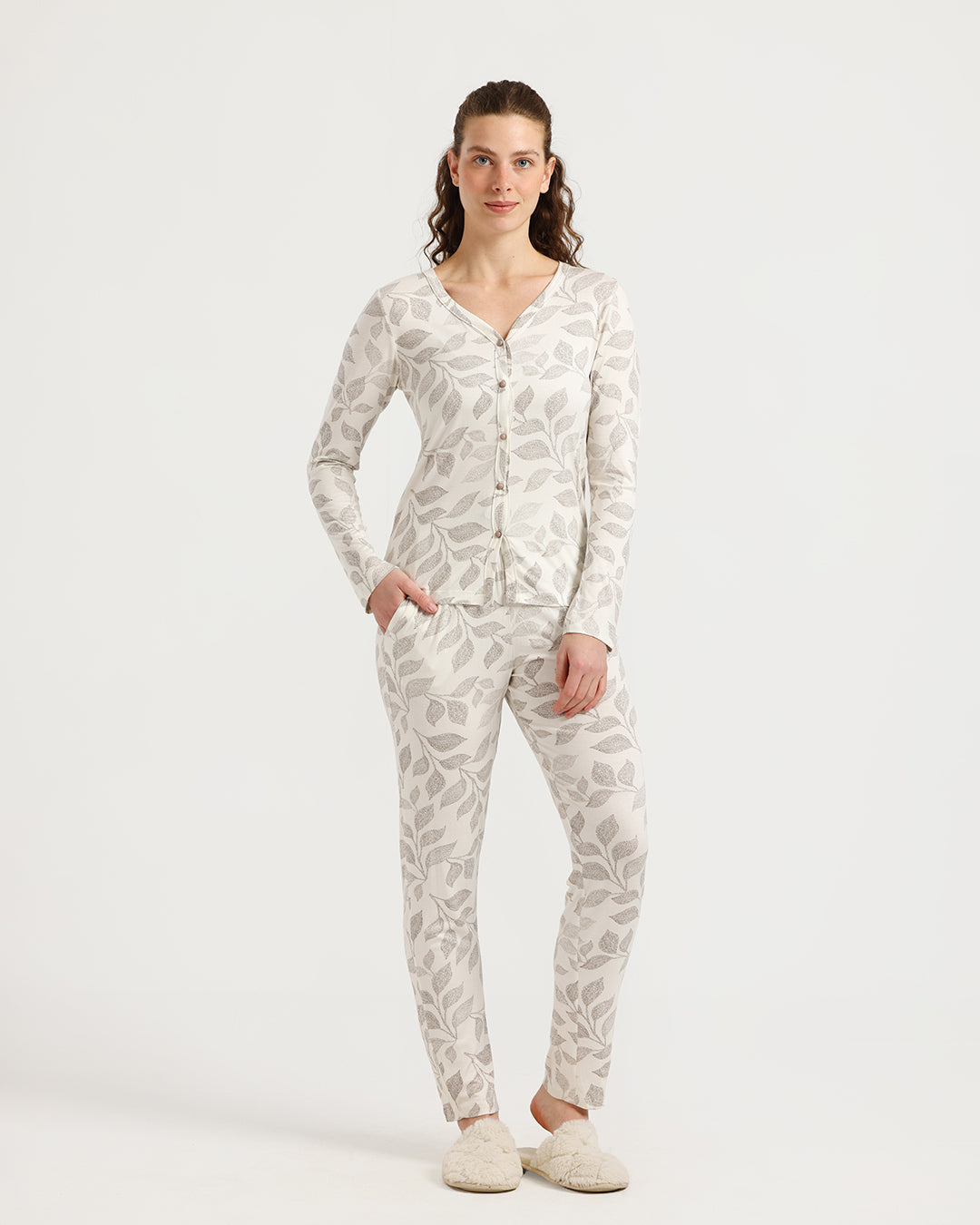 بيجاما حريمى اوراق الشجر