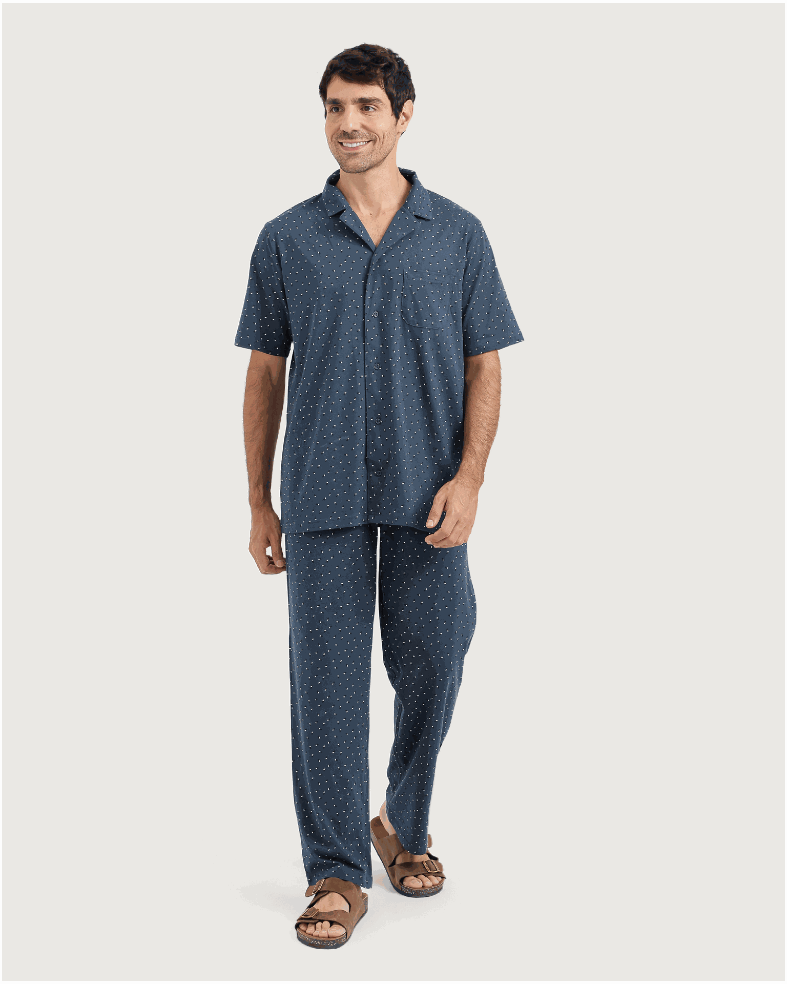 بيجاما رجالي كلاسيكية بألوان دافئة