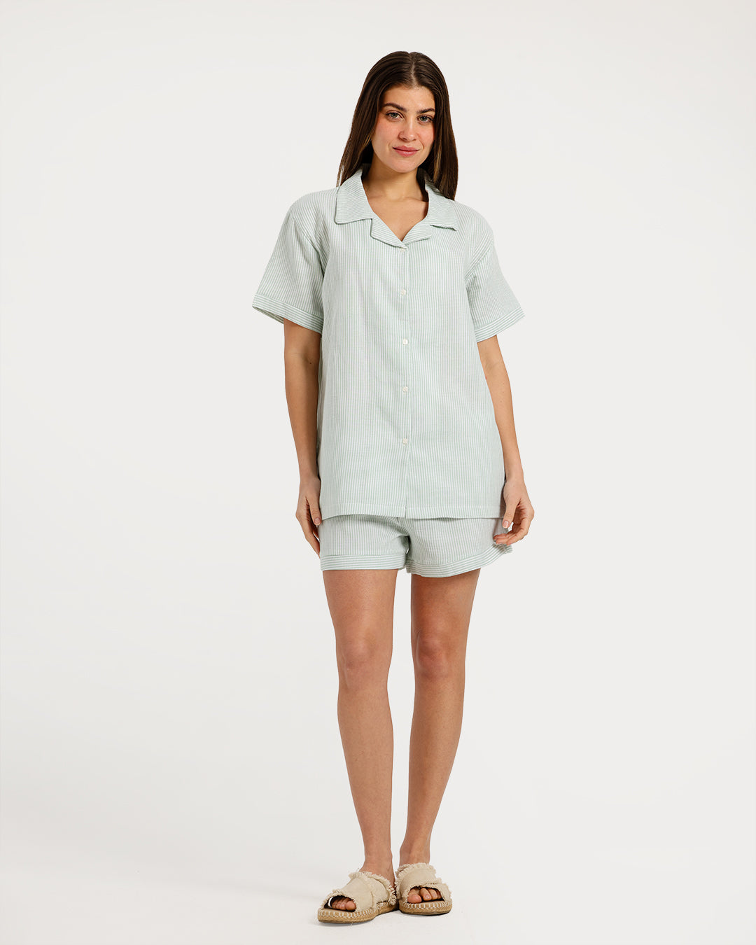 Women's pajama with short sleeves with shorts