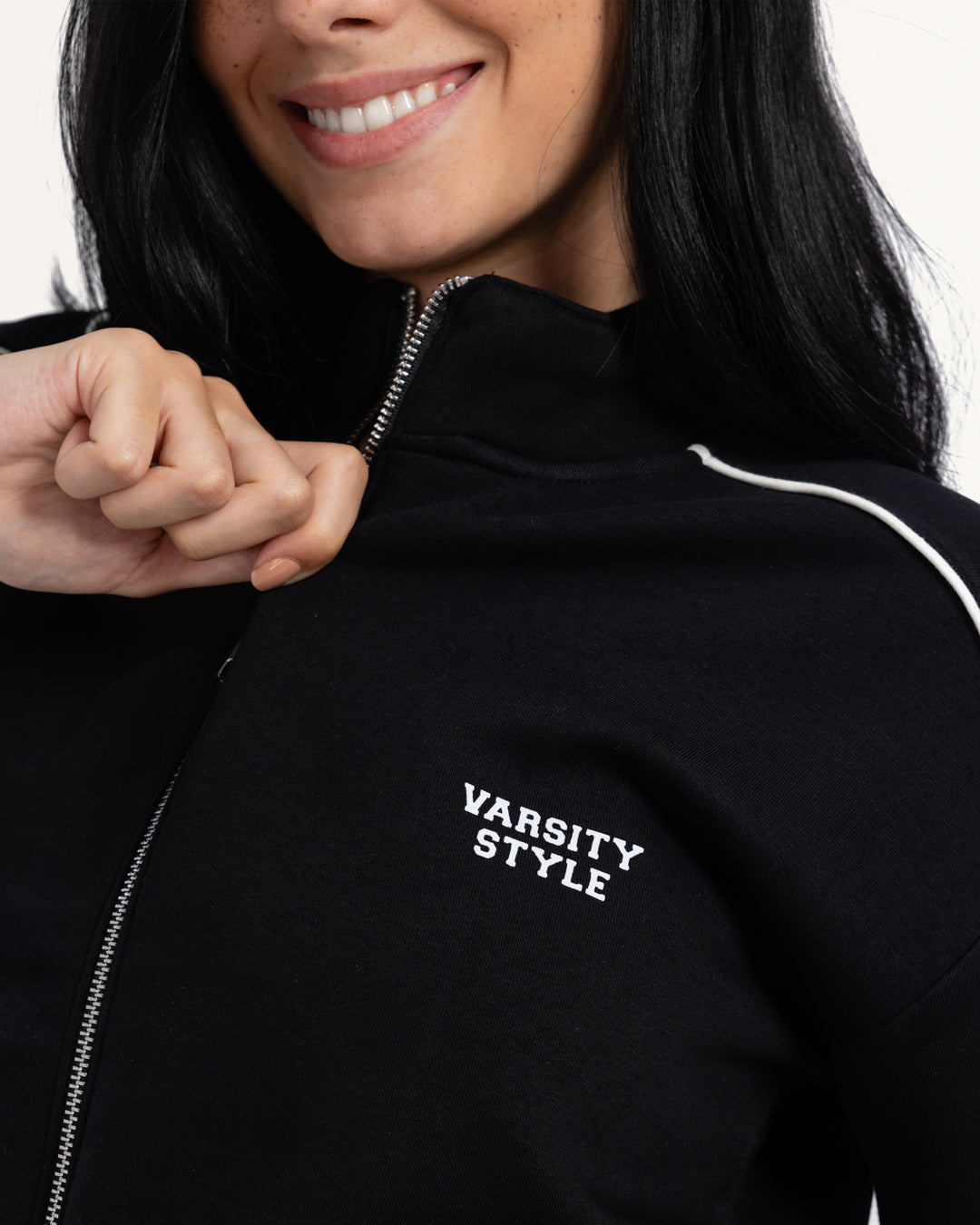 طقم حريمي رياضي كولة عالية