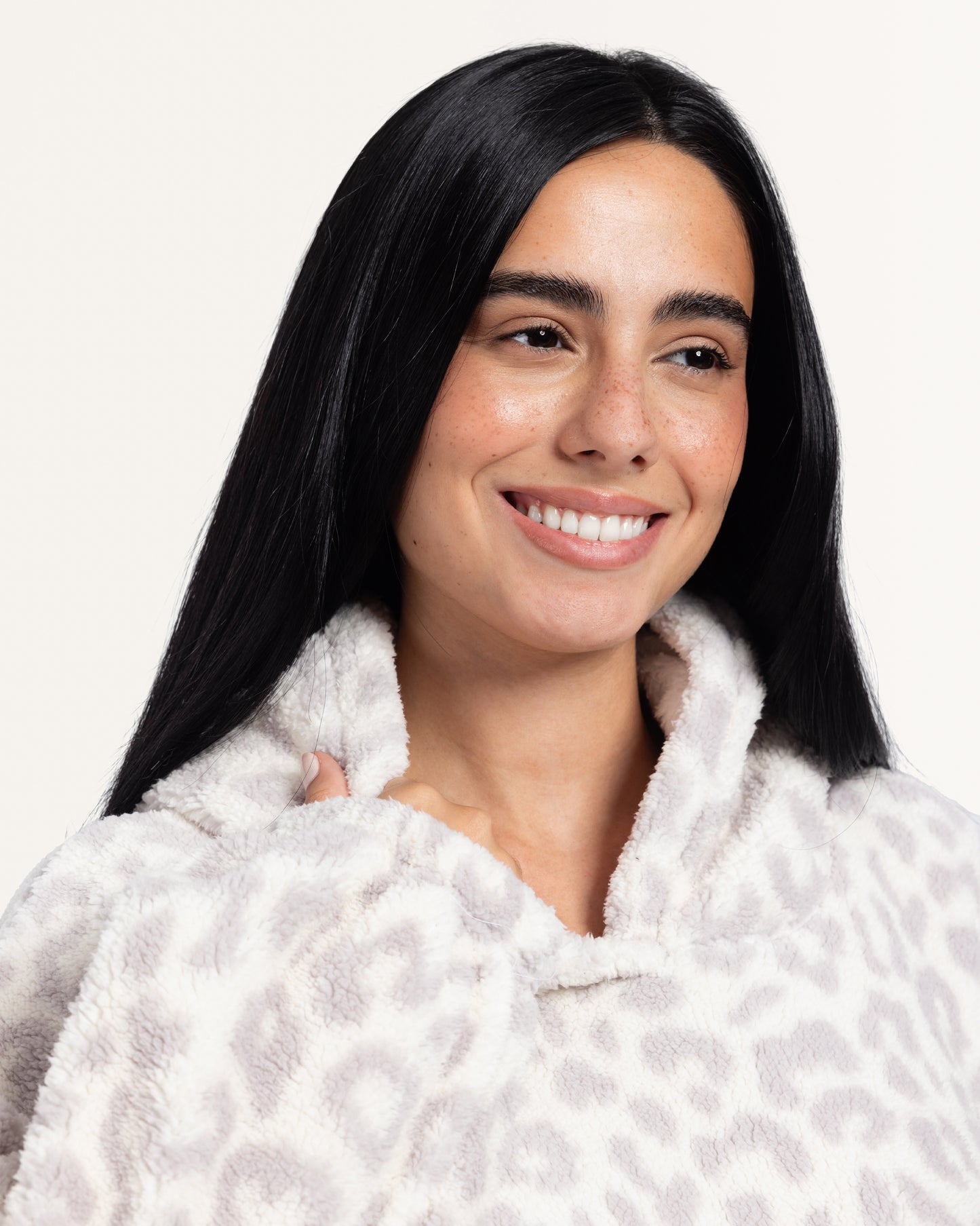 بطانيه باكمام و كابيشون نمر