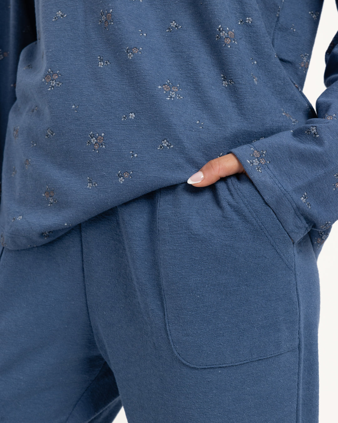 بيجاما بنطلون جاكارد و توب كُم طويل مطبوع