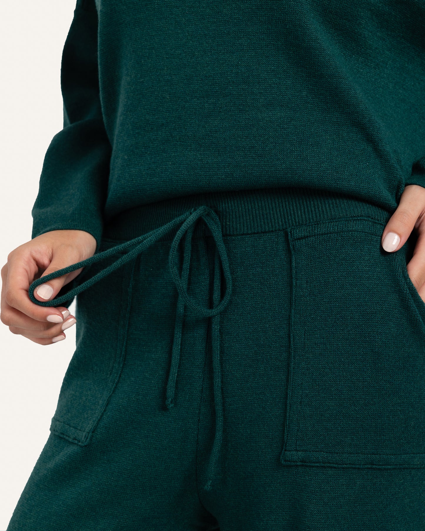 Oversized طقم تريكو حريمي