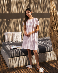 Good things are coming قميص نوم حريمي نص كم