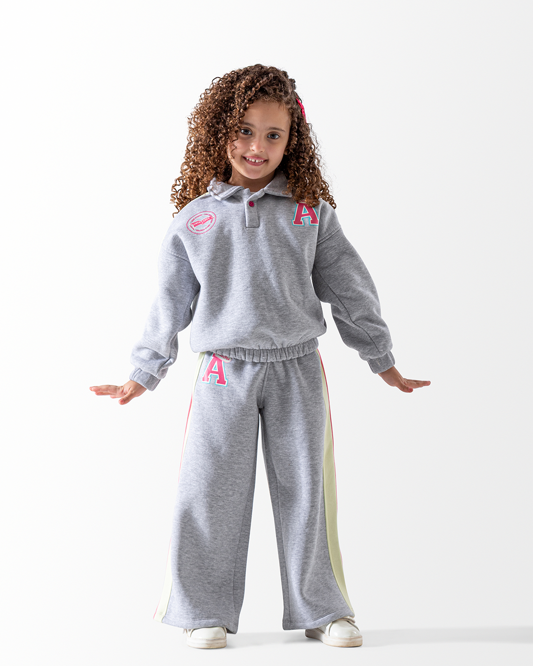 Ensemble children and children with rest forts