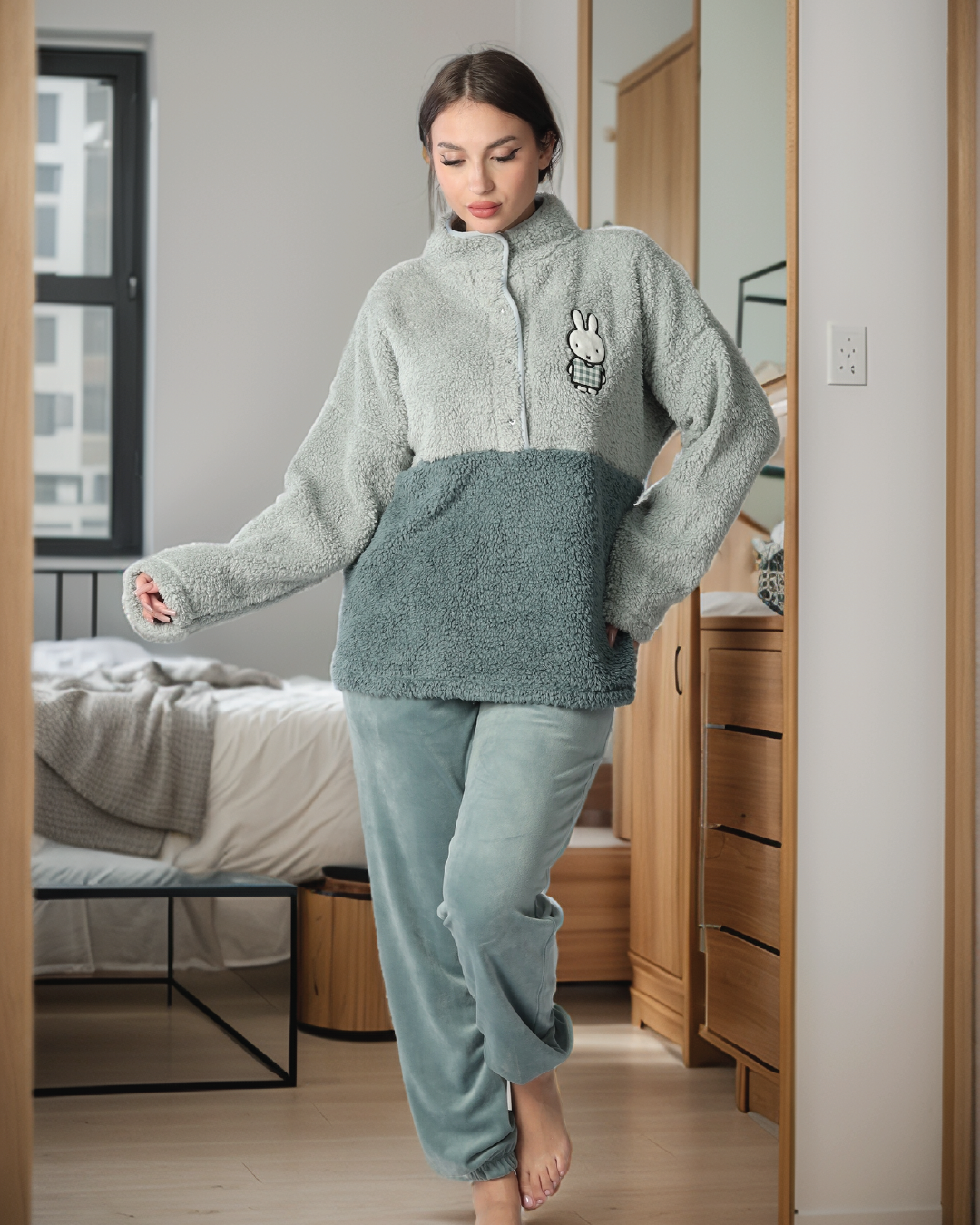 rabbit بيجاما حريمي فرو