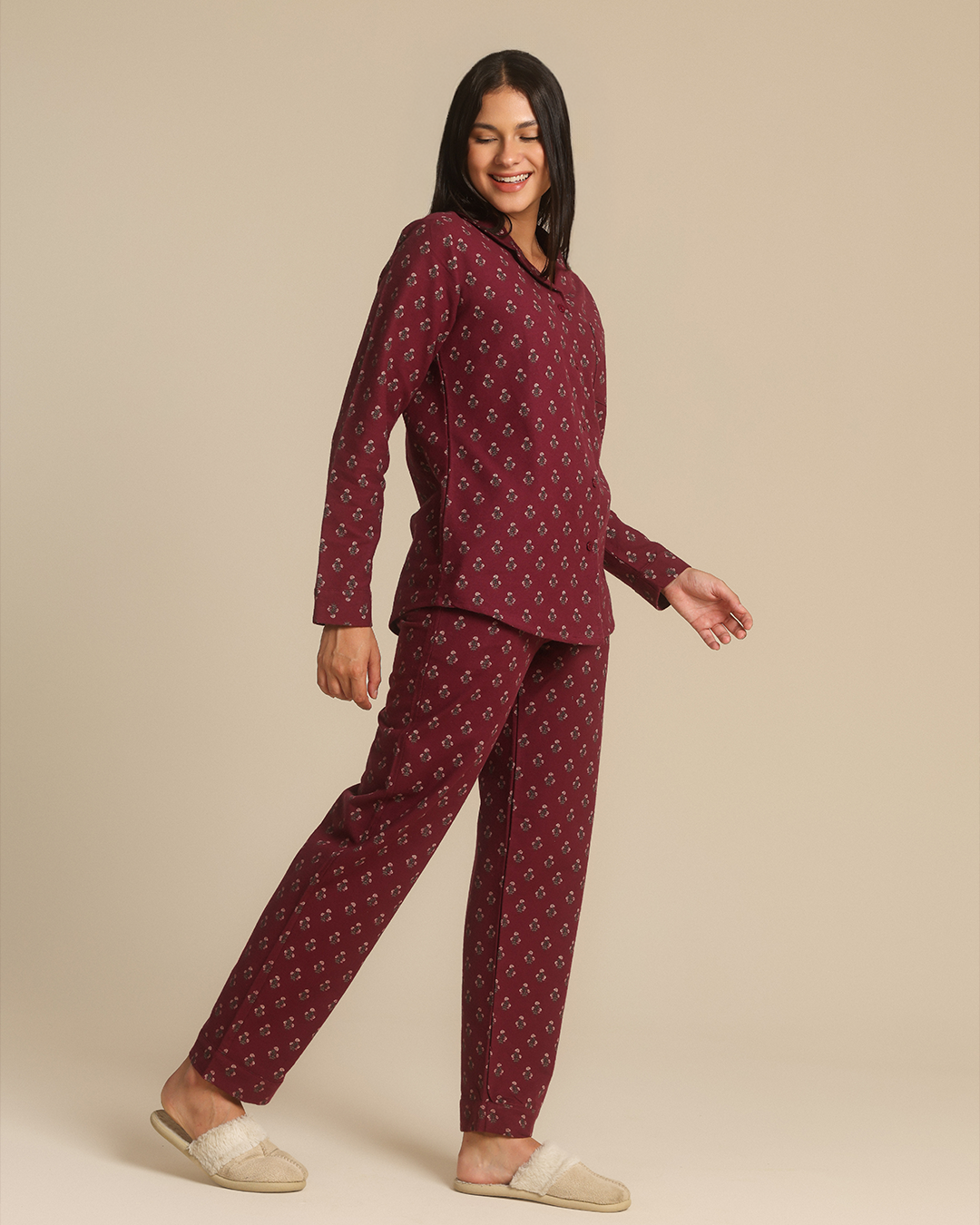 Vintage flower Women Classic Pajama in Burgundy