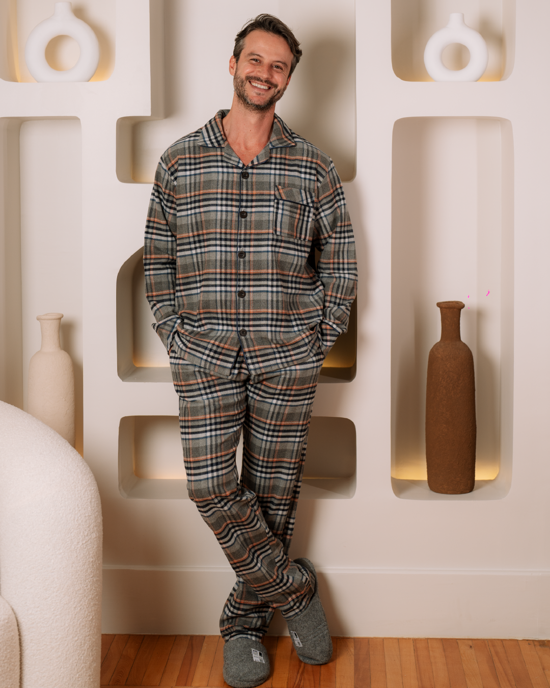 Men's classic open pajamas with laser buttons and rotary check pants