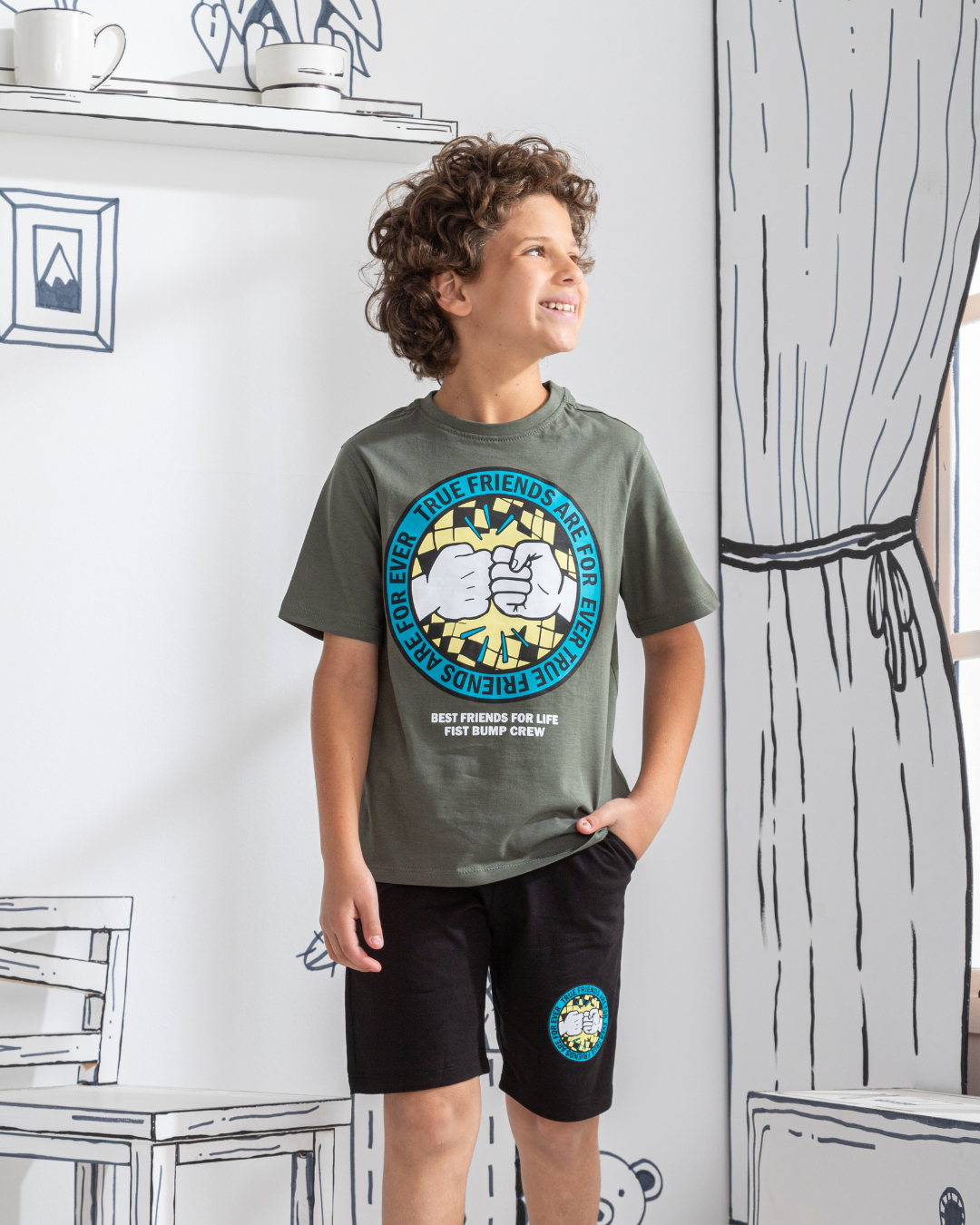 Best Friends بيجامه اولادي شورت براسولا طباعه صدر و شورت بجيوب