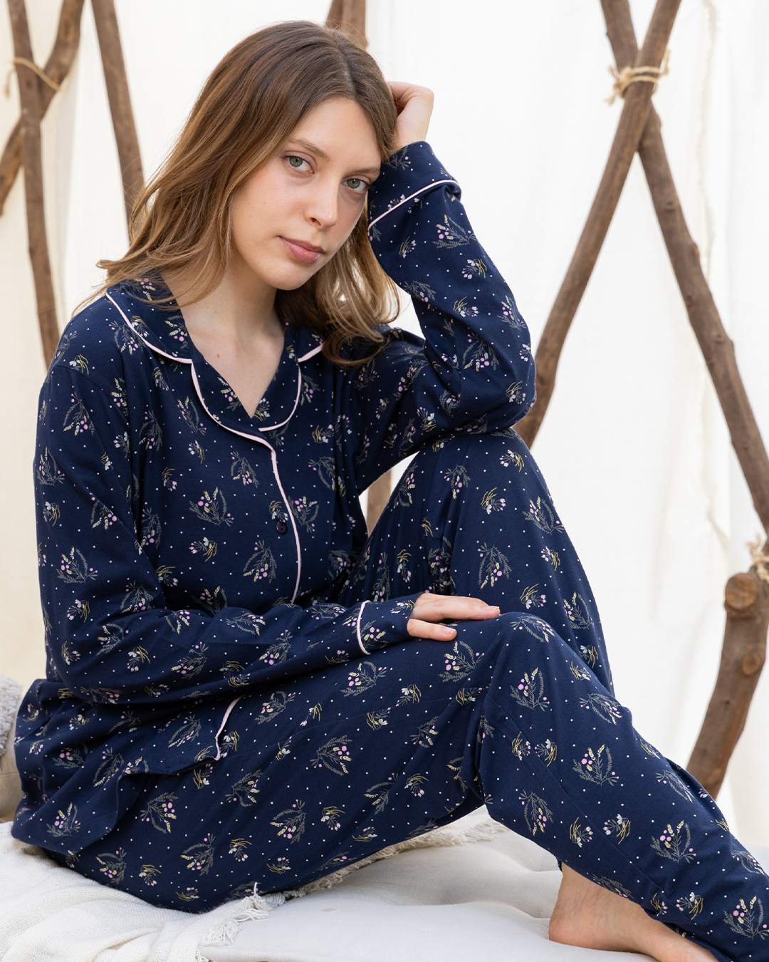 Pajamas for women, open sleeves, rotary branches