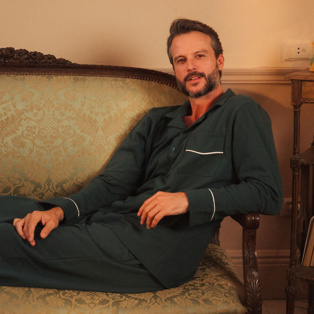 Classic pajamas with front buttons