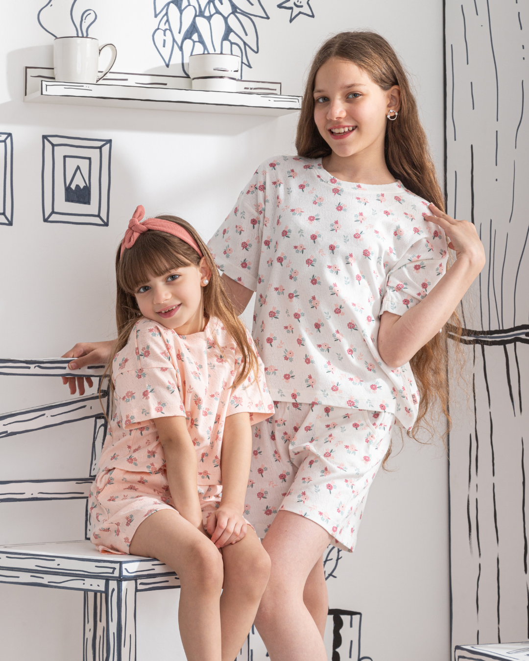 Floral Pointelle Girls' half-sleeved pajamas and shorts printed with roses