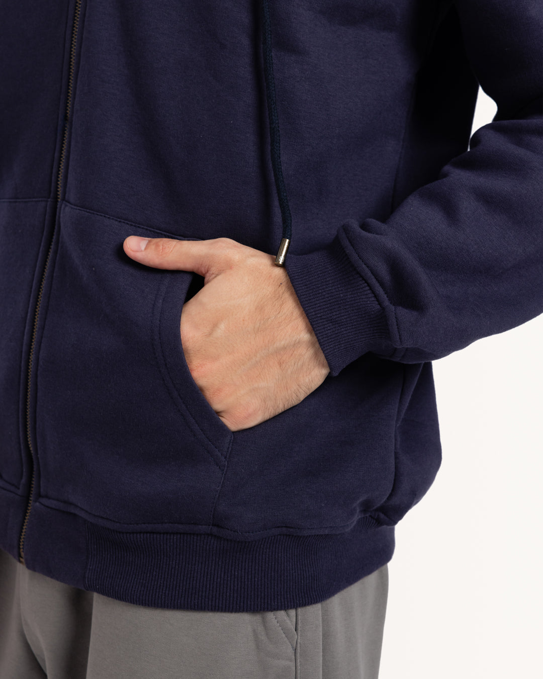 سويت شيرت بسوسته كابيشوه