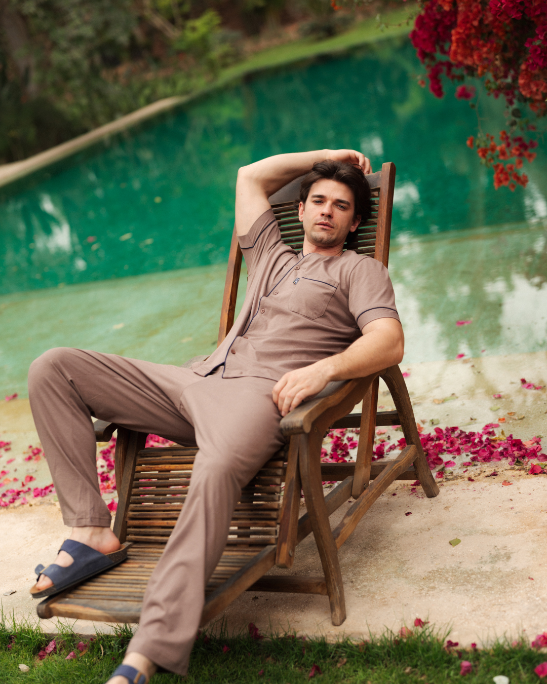 بيجاما رجالى مفتوح بزراير نص كم و بنطلون