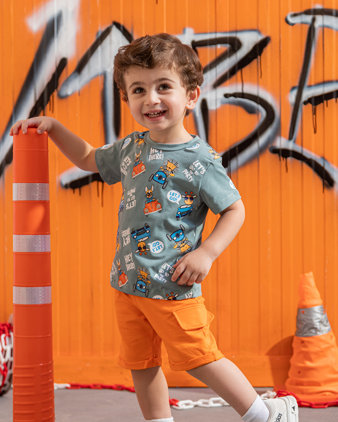 Let's Go 2 the party بيجامه اولاد بيبي