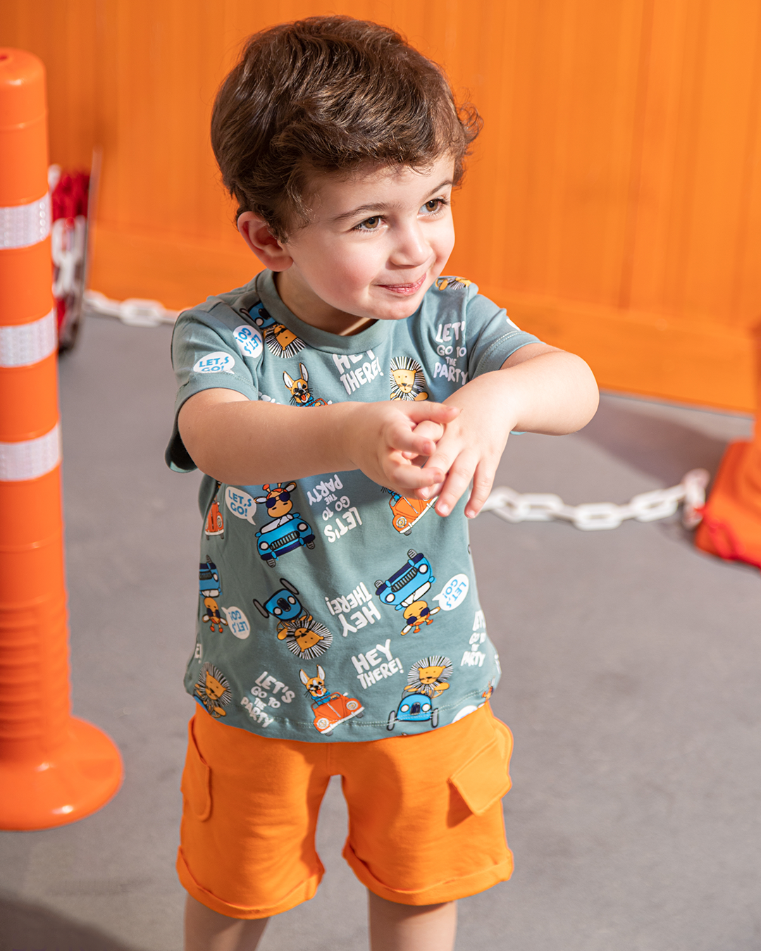 Let's Go 2 the party بيجامه اولاد بيبي