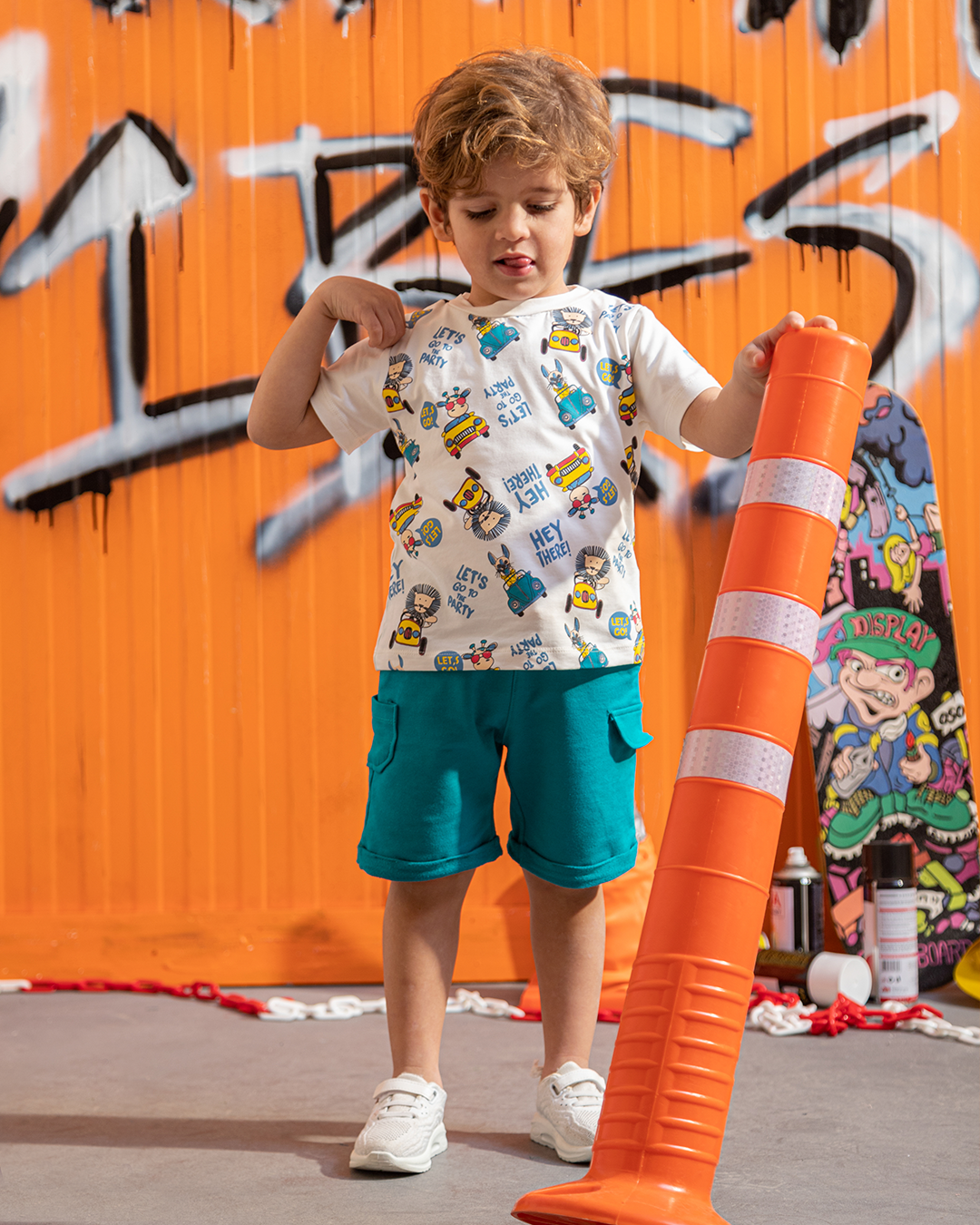 Let's Go 2 the party بيجامه اولاد بيبي