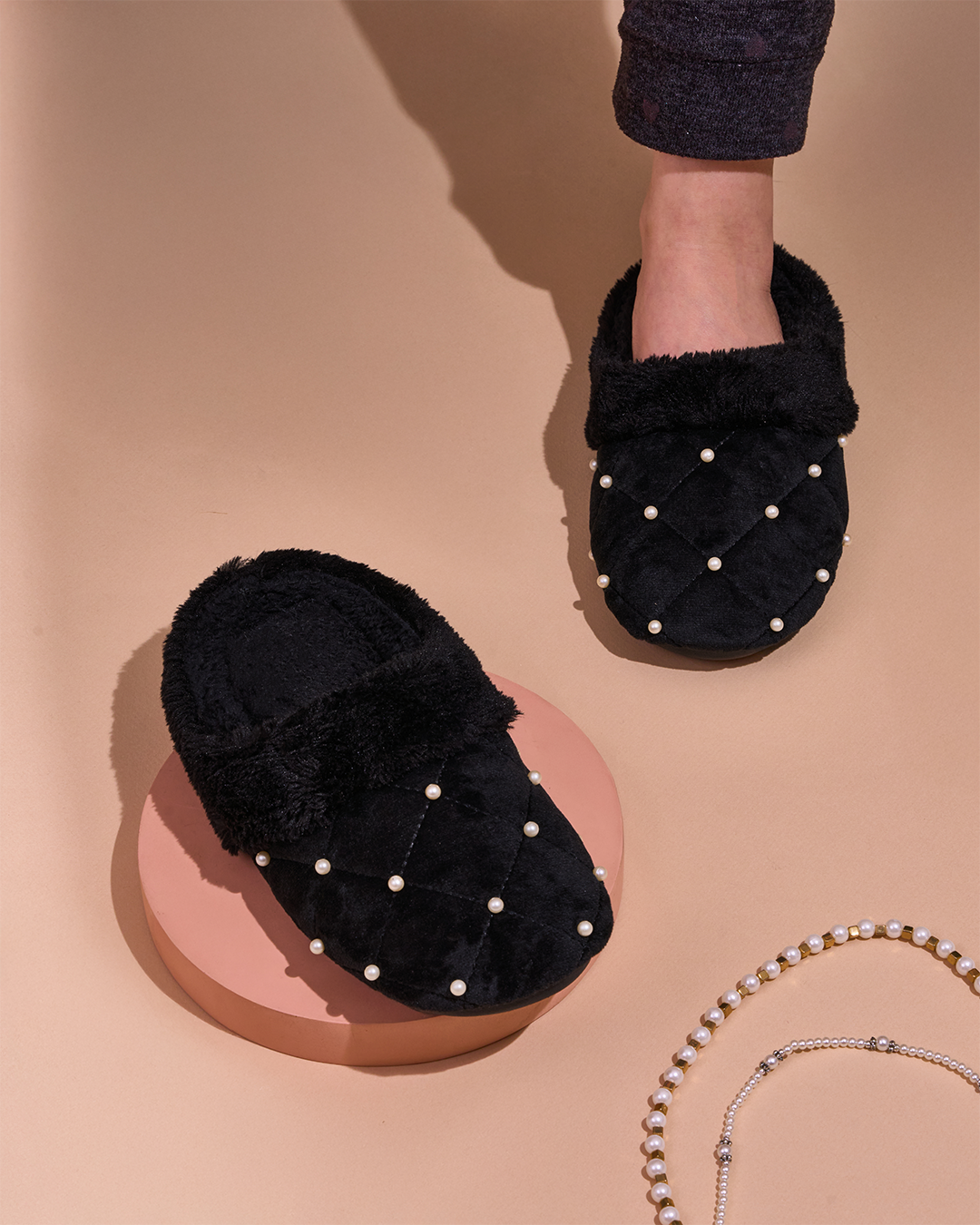 شبشب حريمي بيرلي