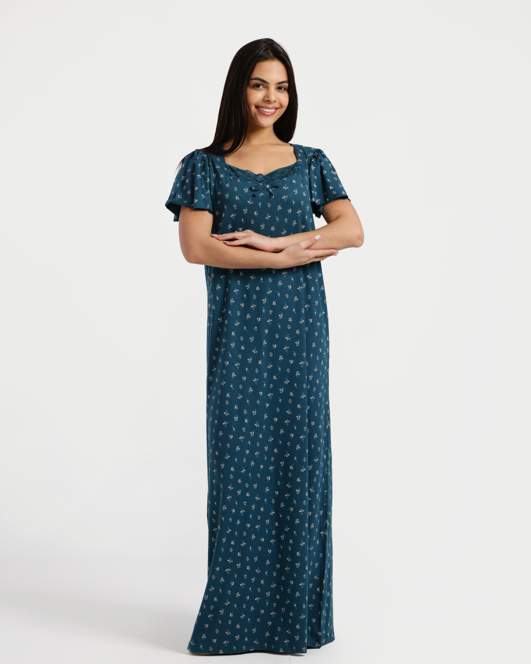 روب نسائي بلون الأزرق المخضر بتصميم الحديقة