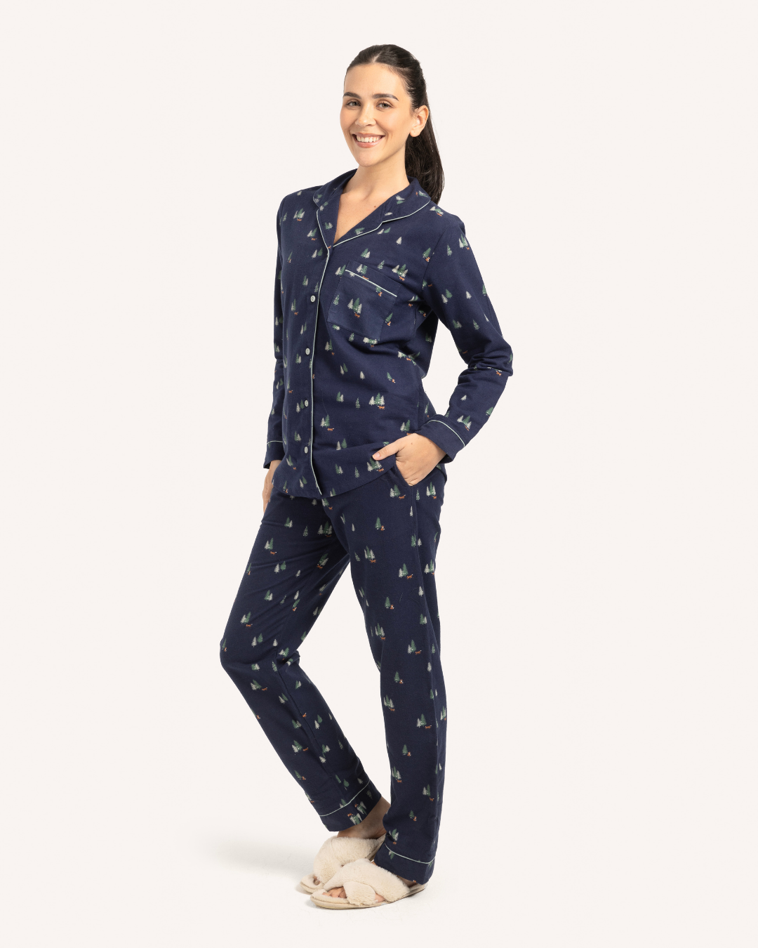 بيجاما بزراير أشجار الكريسماس