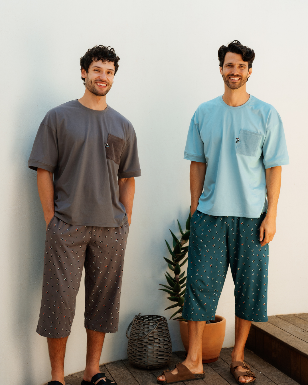 بجامة رجالي بنقشة طائر التوكان المميّزة