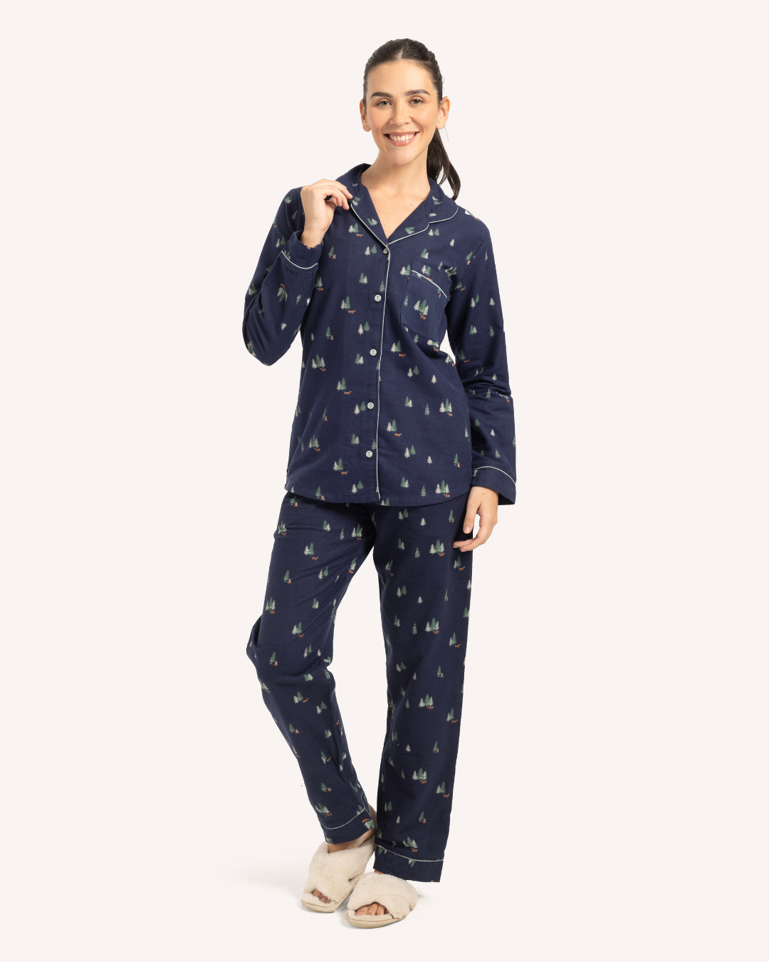 بيجاما بزراير أشجار الكريسماس