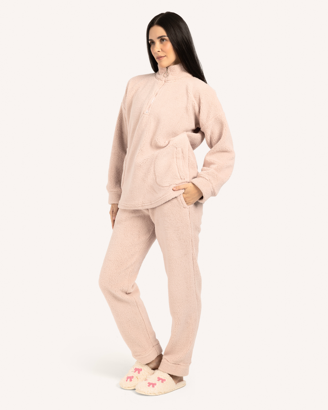 بيجاما رقبة عالية