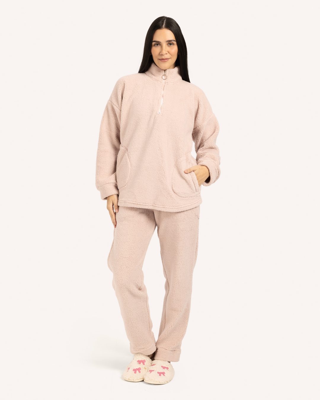 بيجاما رقبة عالية