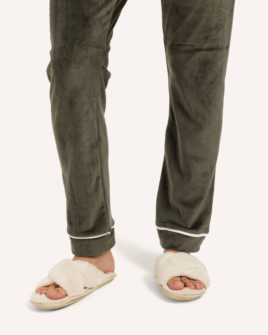 Plain classic women's pajamas