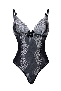 Y piscine en estwes roses blases