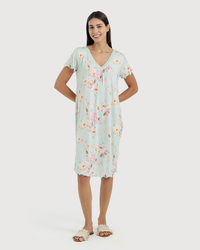 Women's V-neck Lace Half-Sleeve Shirt