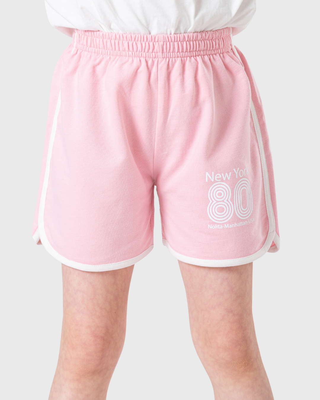 شورت بناتي رياضي بألوان فاتحة