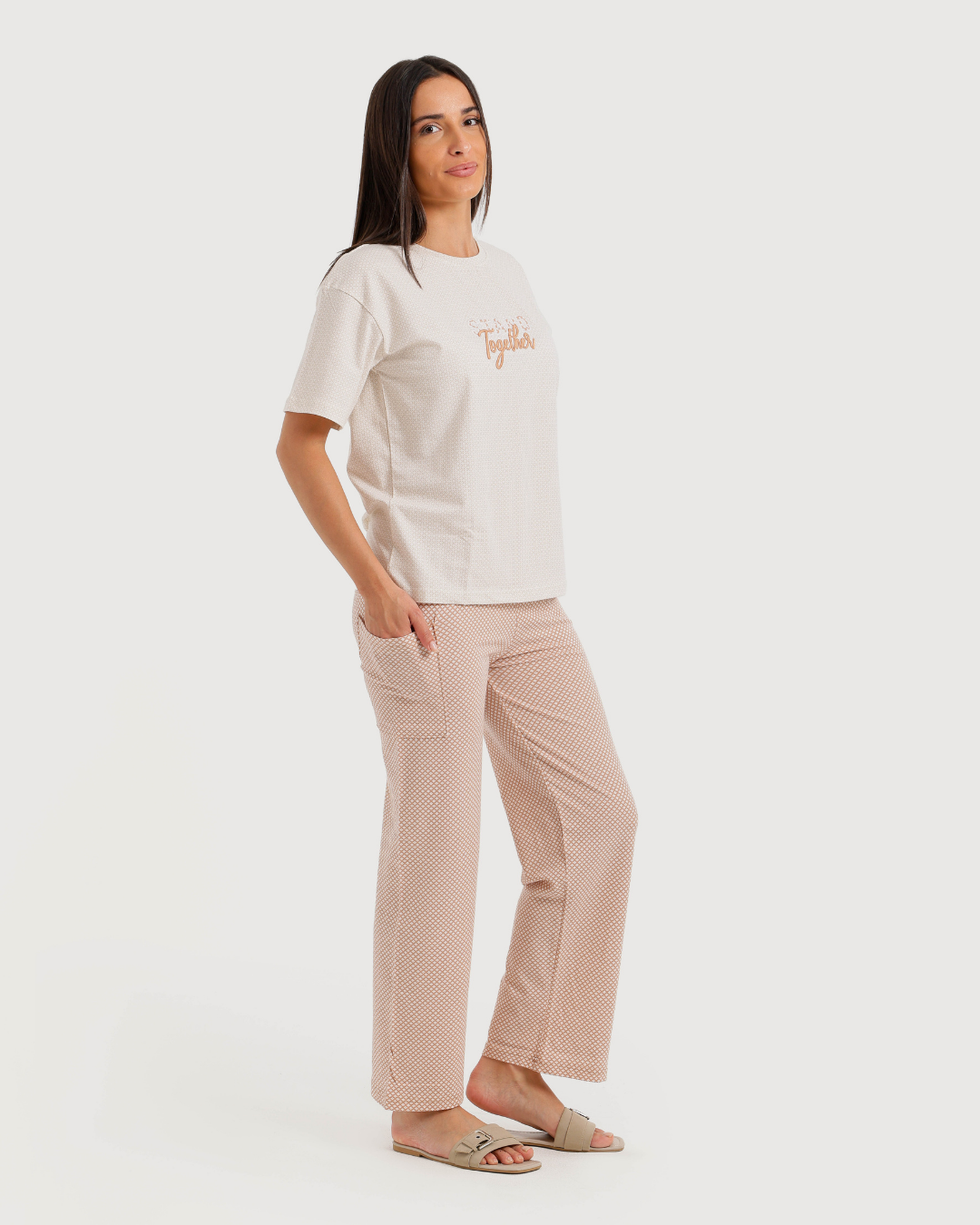Stand together بيجاما حريمى بنطلون