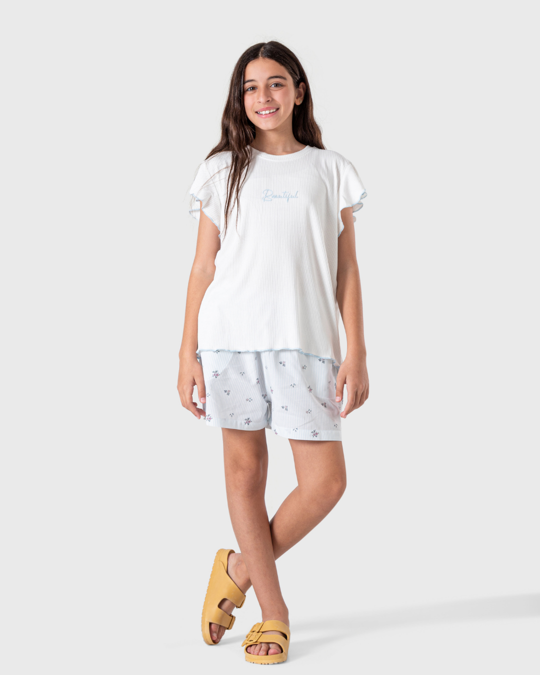 بيجاما بناتي بطبعة زهور وخطوط