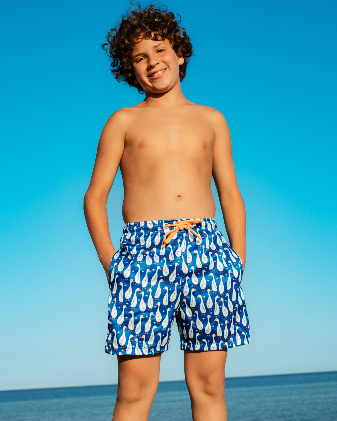 مايوه البط السعيد