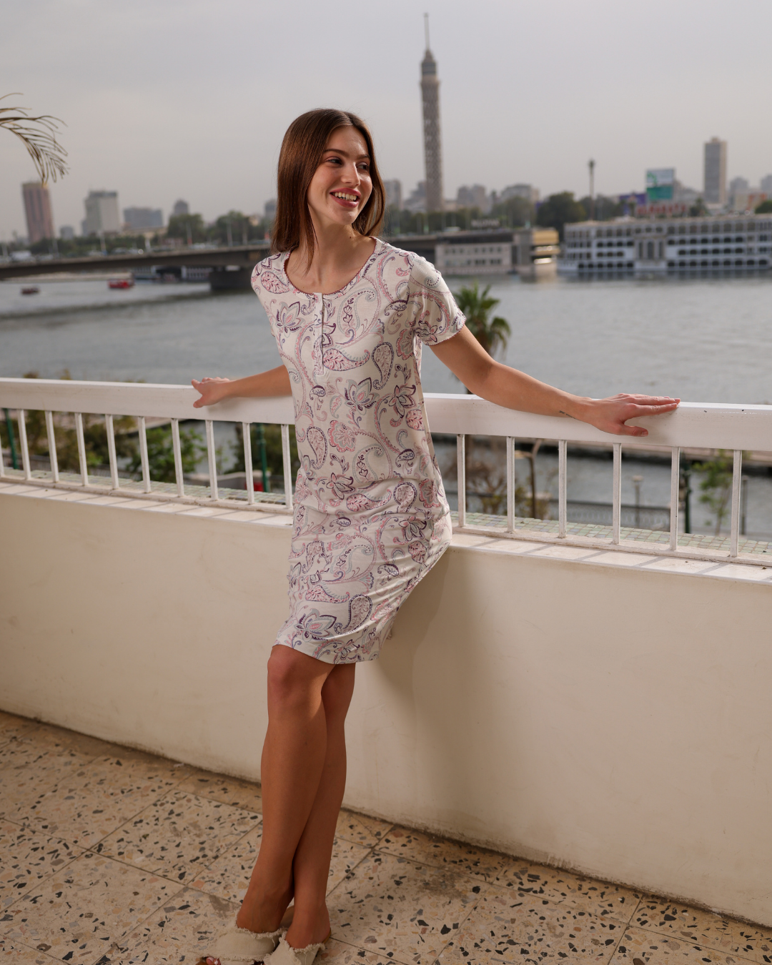 نايت شيرت حريمي نص كم قصير راوند مطبوع