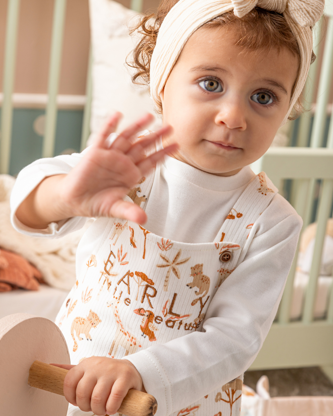 Early Little Creature سالوبيت مواليد كَت