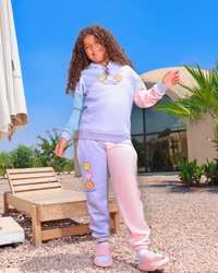 Faces girls' pajamas waitress