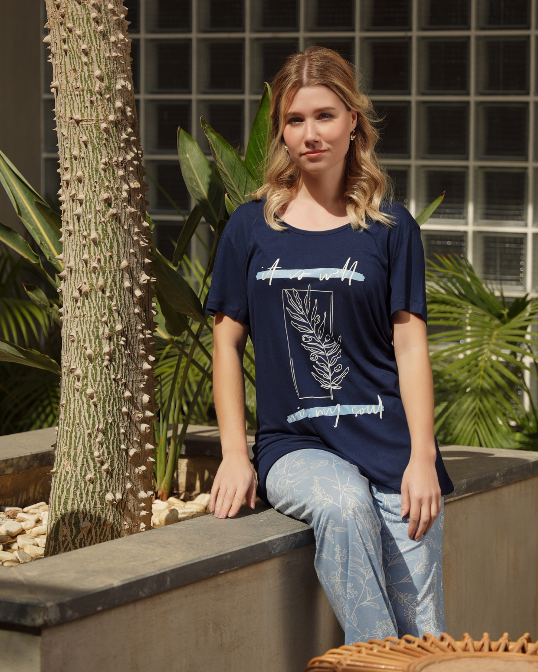 بيجامه حريمي نص كم دوران طق بنطلون الفروع فسكوز