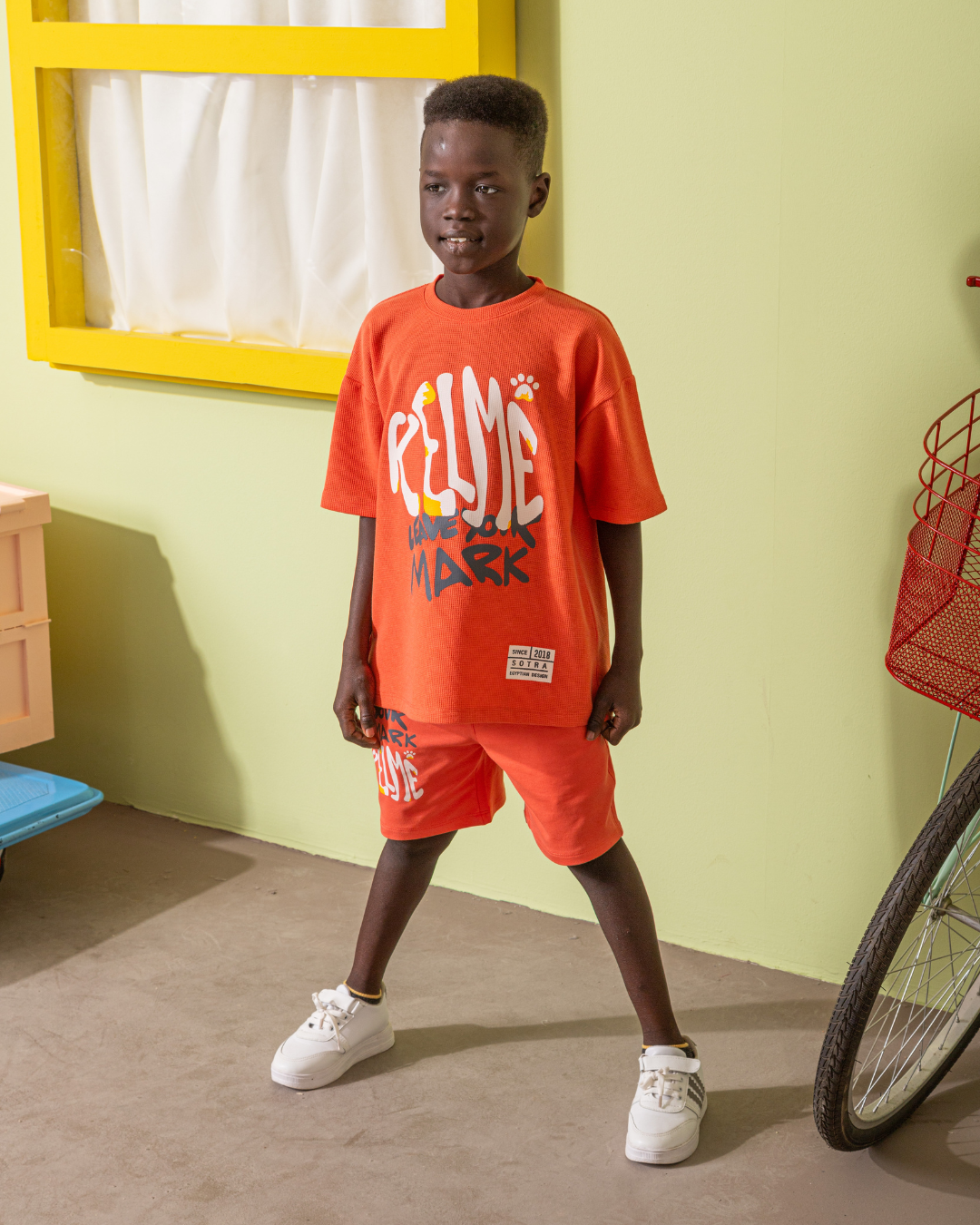 Leave Your Mark بيجامة اولادي وسط