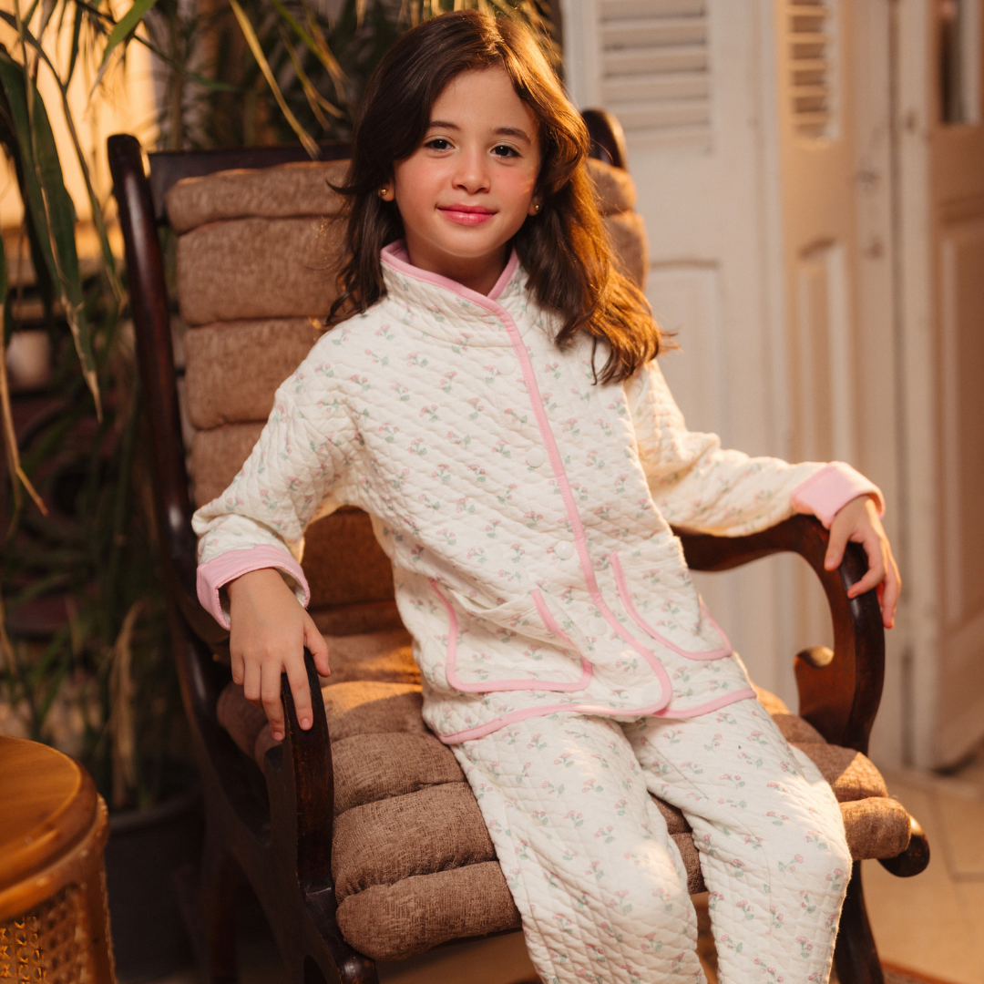 Quilted pajamas with floral print and pink details