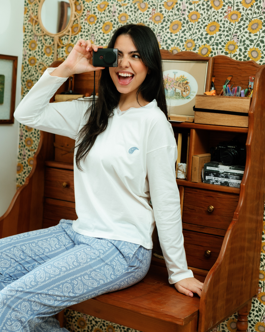 بيجاما حريمي بكم و بنطلون مطبوع اشكال هندسيه