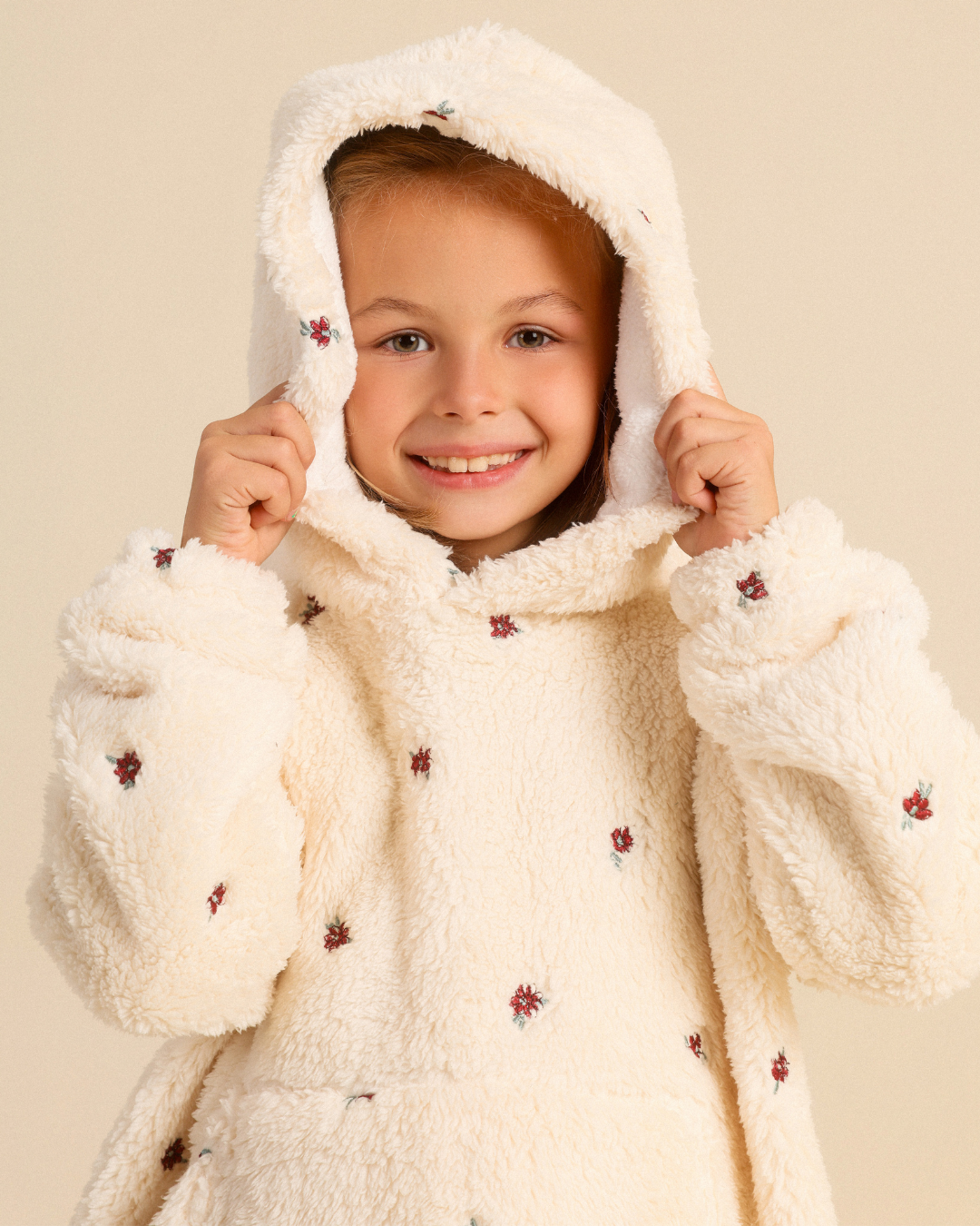 Rosebud Allover Embroidered Girls Wearable Blanket