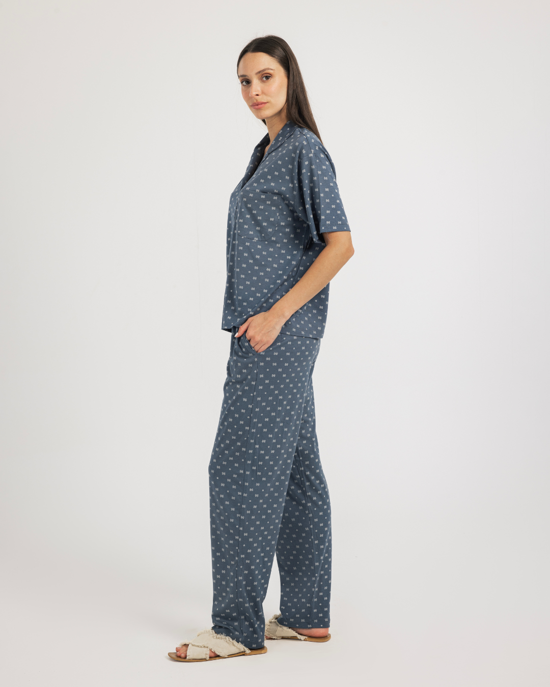 Paisley patternبيجاما حريمي بزراير