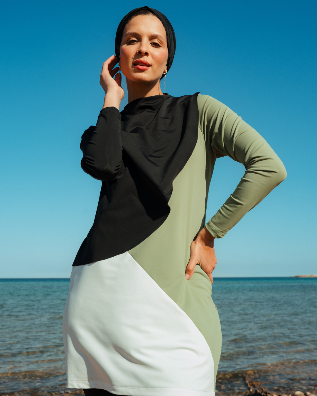 مايوه قصّات الوان مختلفة