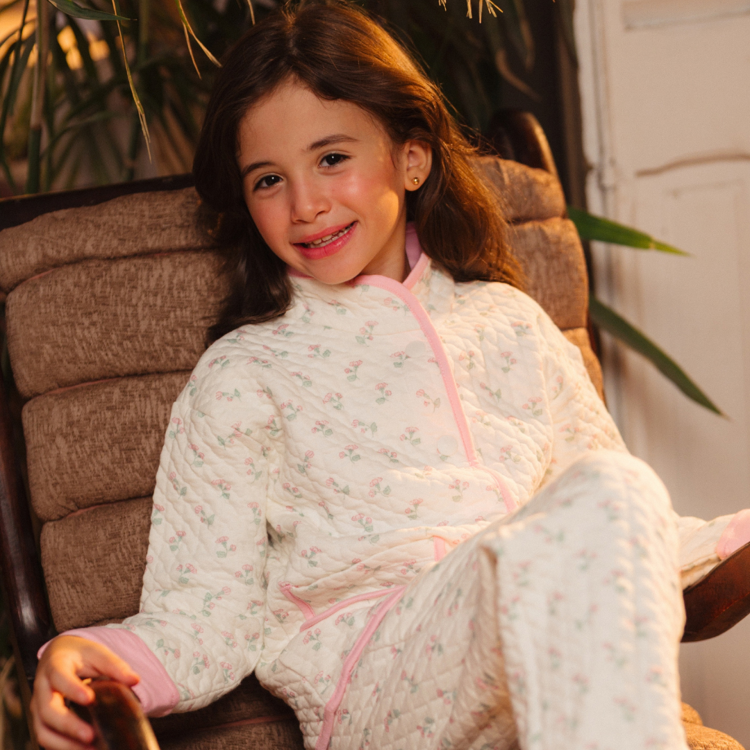 Quilted pajamas with floral print and pink details