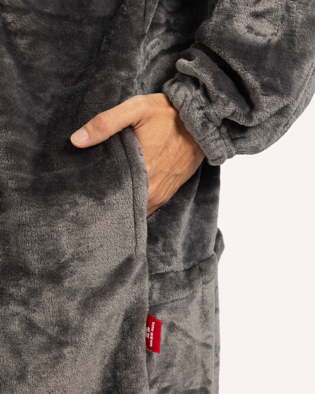 سالوبيت للكبار علي شكل توم القط